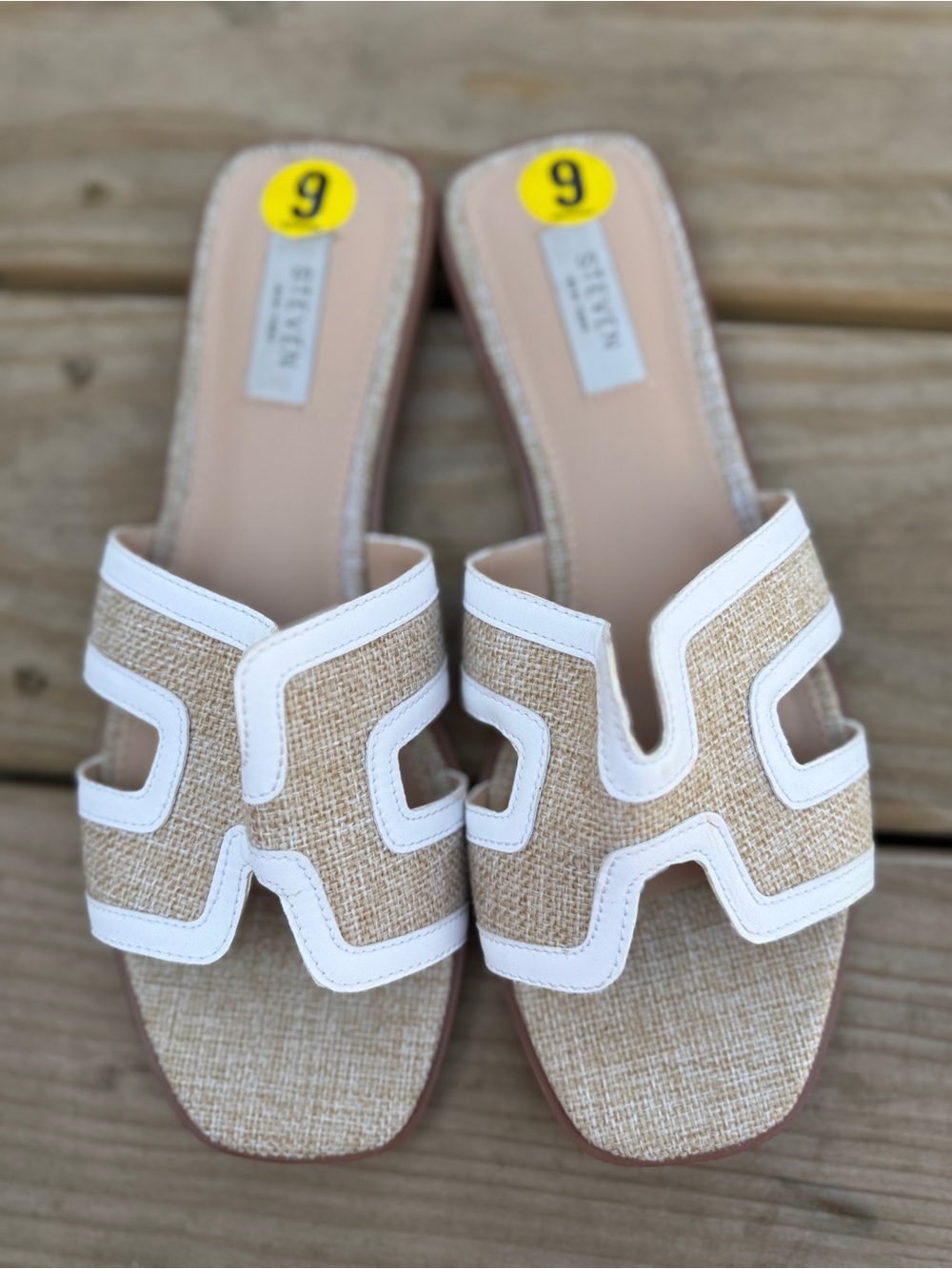 Steve Madden Beige and White Woven Slide Mules - Women’s - Picture 2 of 4